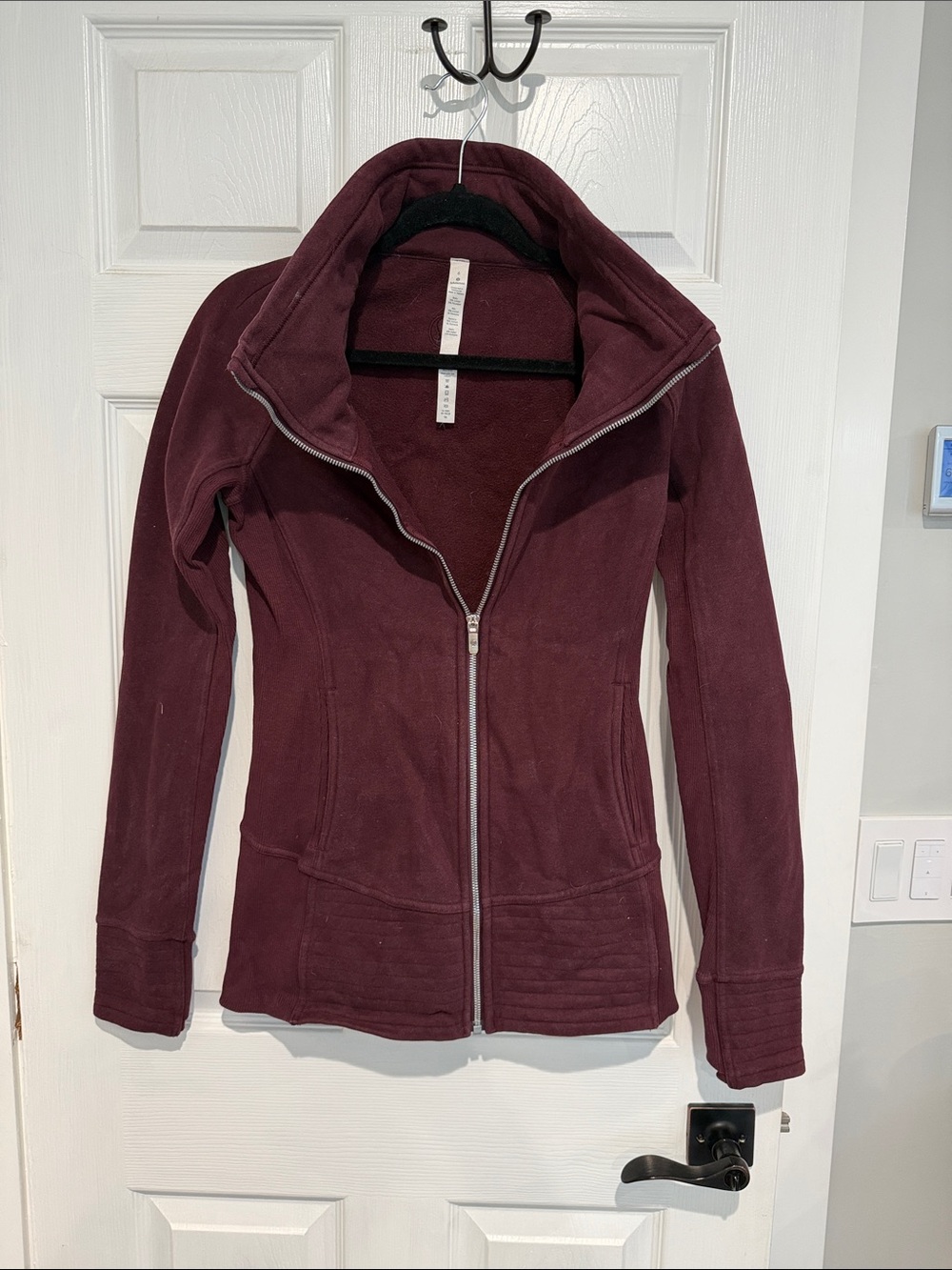 lululemon athletica Maroon Full-Zip Bomber Jacket size 6